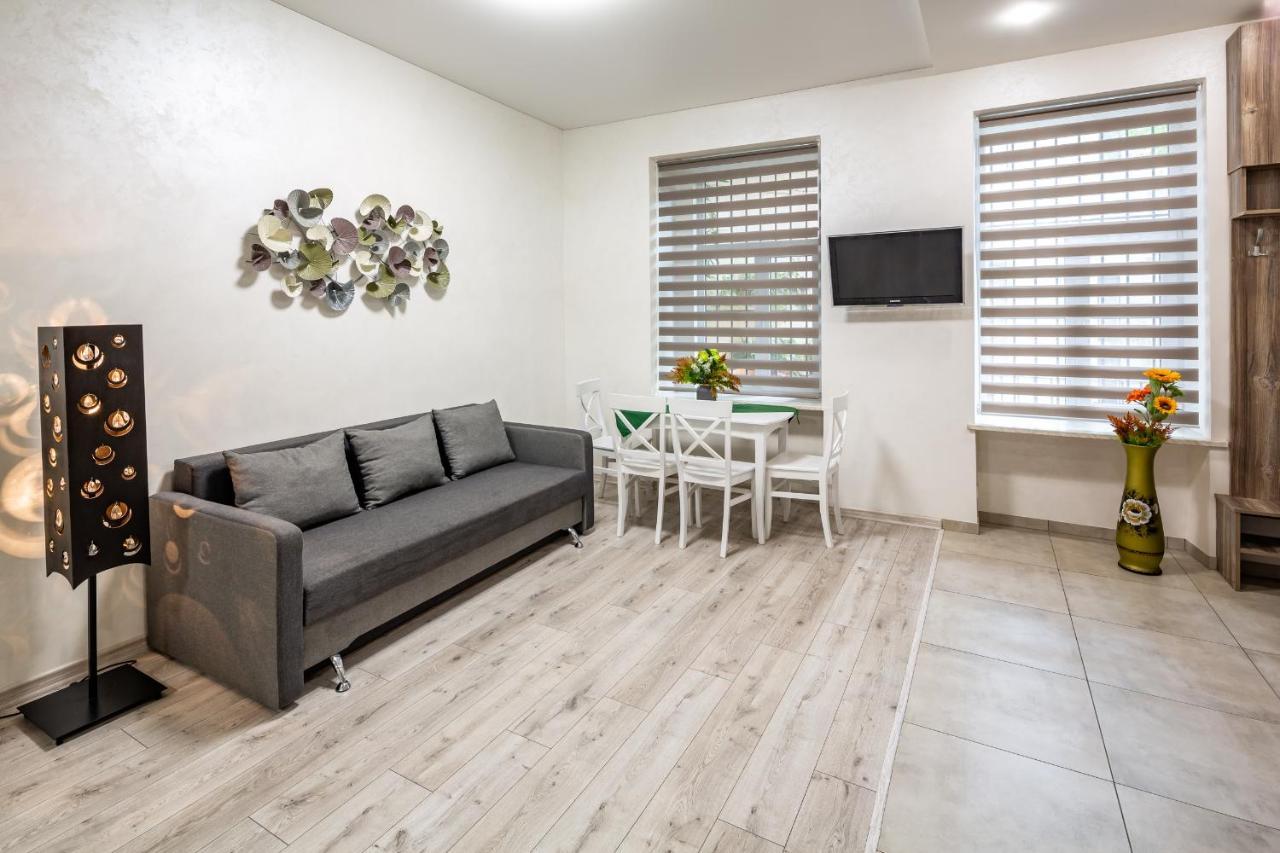 Alfa Apartments Kulisha 40 Lviv Luaran gambar