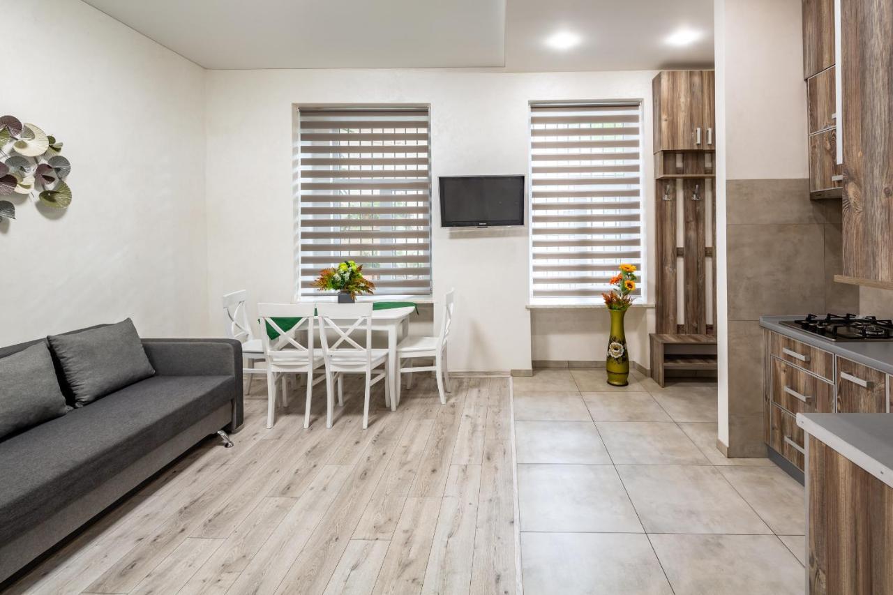 Alfa Apartments Kulisha 40 Lviv Luaran gambar