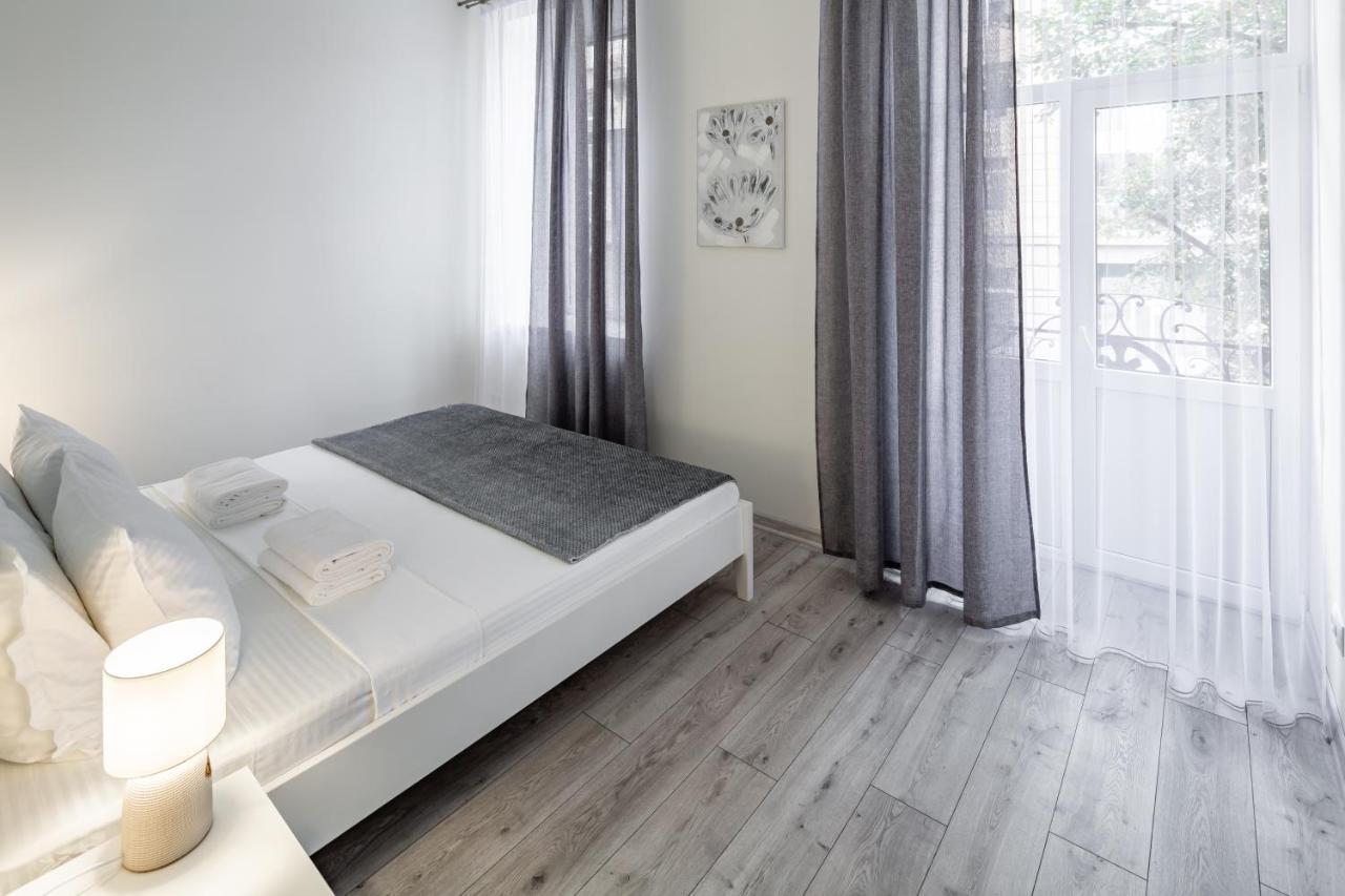 Alfa Apartments Kulisha 40 Lviv Luaran gambar